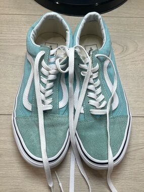Vans Old Skool Color Theory - Iceberg Green Women’s 9 1/2